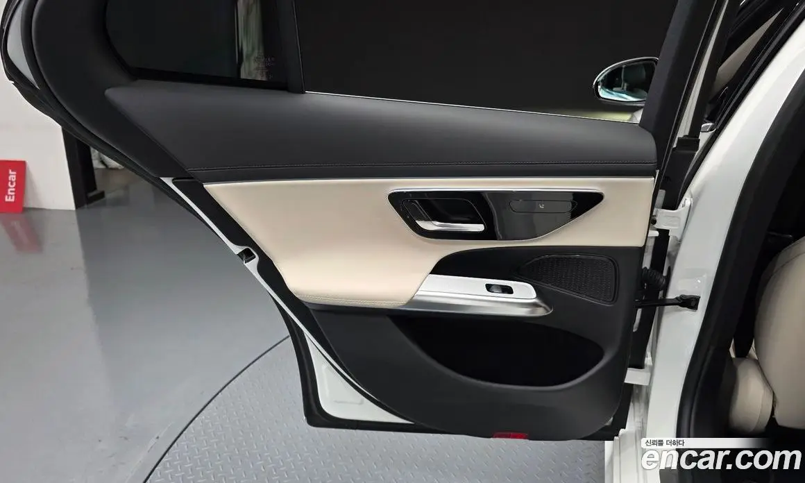 Mercedes-Benz E-Class 2024 2.0 автомат (гидро), фото 15