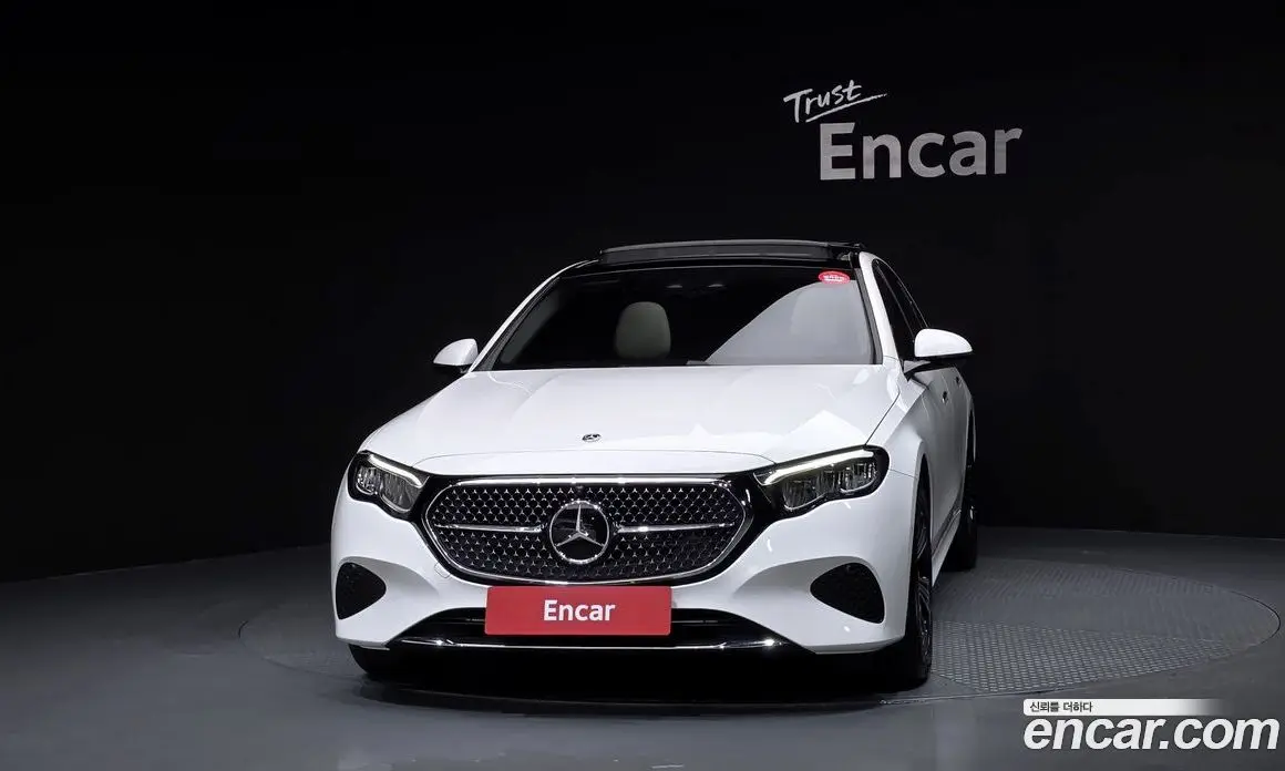 Mercedes-Benz E-Class 2024 2.0 автомат (гидро), фото 3