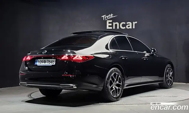 Mercedes-Benz E-Class 2025 2.0 автомат (гидро), миниатюра 2