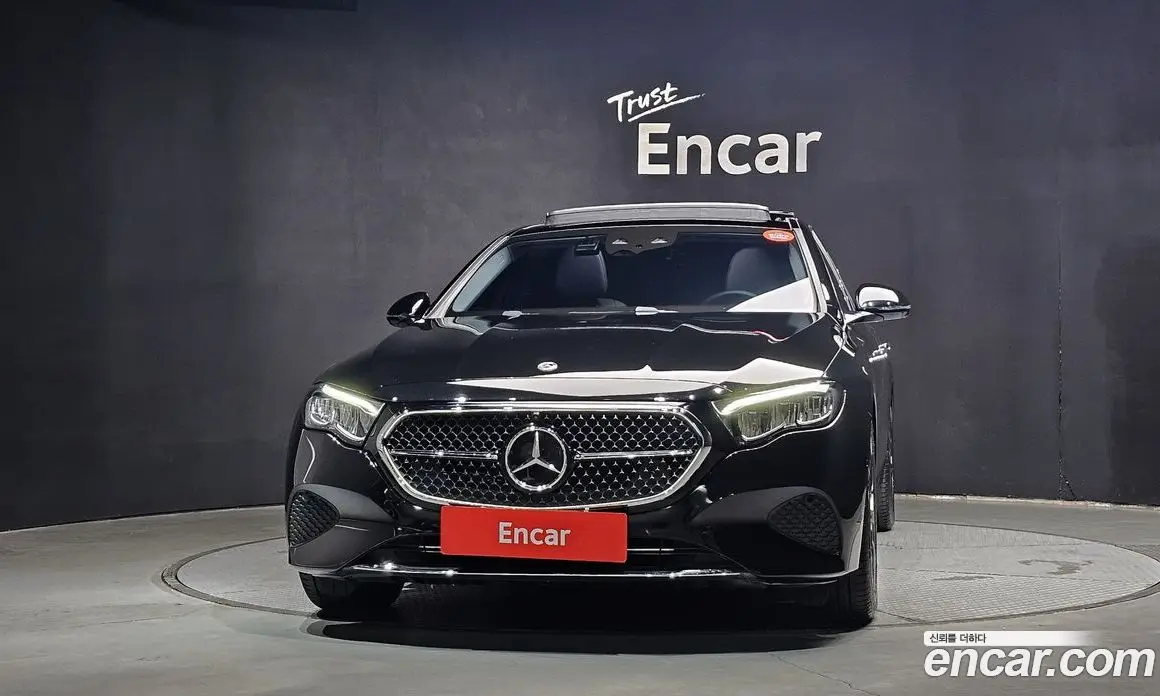 Mercedes-Benz E-Class 2025 2.0 автомат (гидро), фото 3