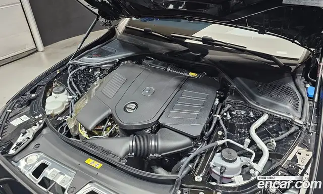 Mercedes-Benz E-Class 2025 2.0 автомат (гидро), миниатюра 6