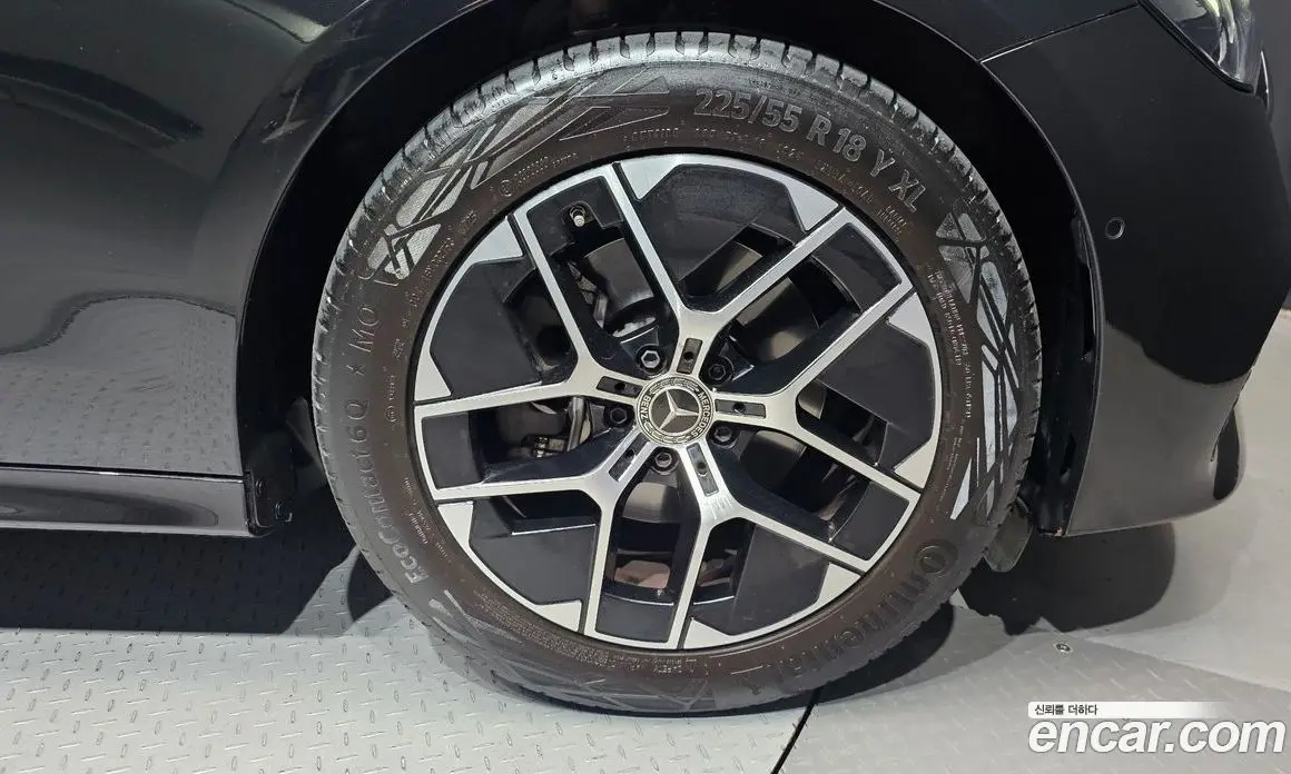 Mercedes-Benz E-Class 2025 2.0 автомат (гидро), фото 7