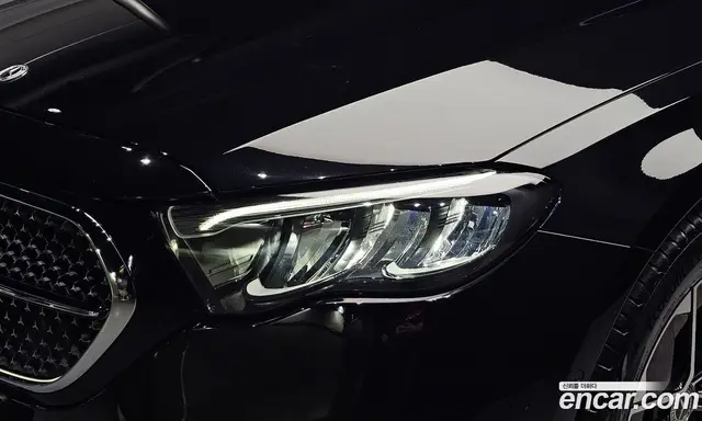 Mercedes-Benz E-Class 2025 2.0 автомат (гидро), миниатюра 8