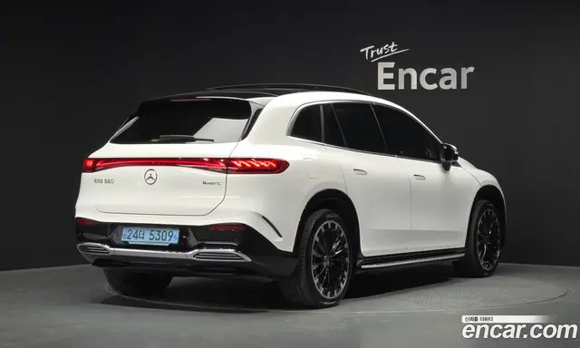 Mercedes-Benz EQS 2023 0.3 автомат (гидро), миниатюра 2