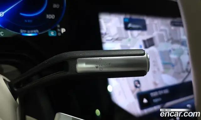 Mercedes-Benz EQS 2023 0.3 автомат (гидро), миниатюра 12