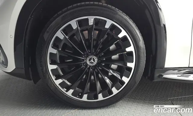 Mercedes-Benz EQS 2023 0.3 автомат (гидро), миниатюра 5