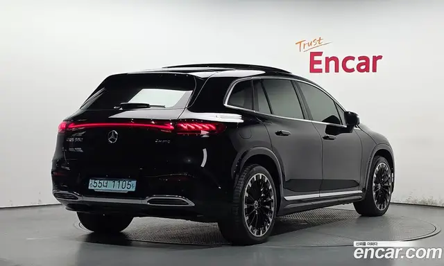 Mercedes-Benz EQS 2023 0.3 автомат (гидро), миниатюра 2