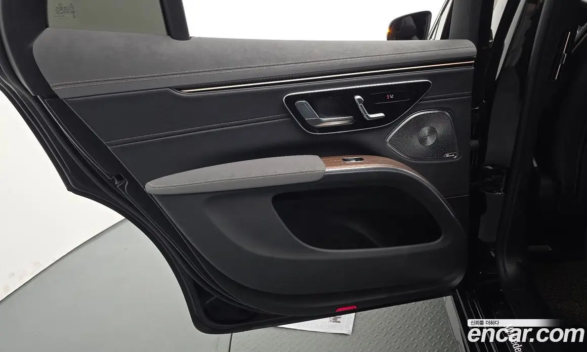 Mercedes-Benz EQS 2023 0.3 автомат (гидро), фото 15