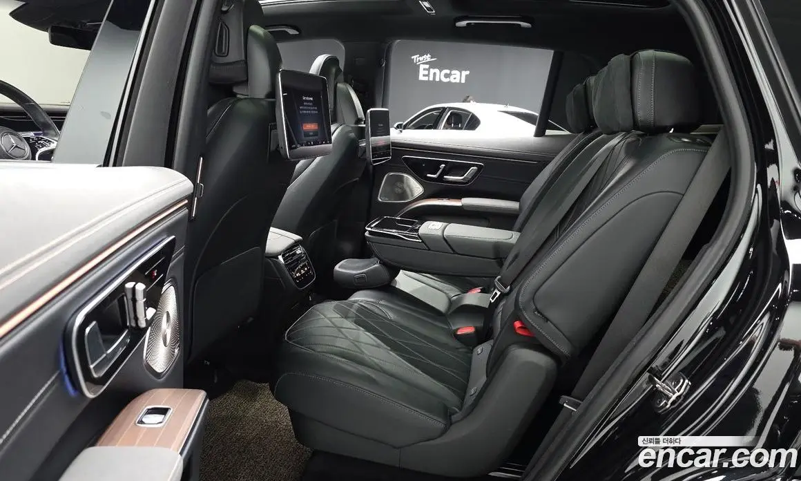 Mercedes-Benz EQS 2023 0.3 автомат (гидро), фото 16