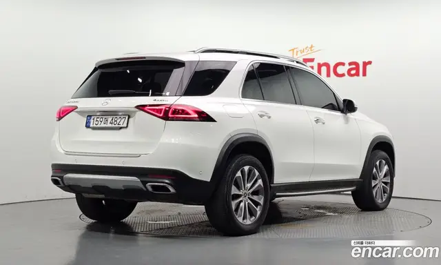 Mercedes-Benz GLE-Class 2021 1.9 автомат (гидро), миниатюра 2