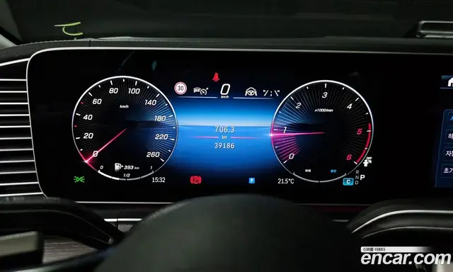 Mercedes-Benz GLE-Class 2024 2.0 автомат (гидро), миниатюра 11
