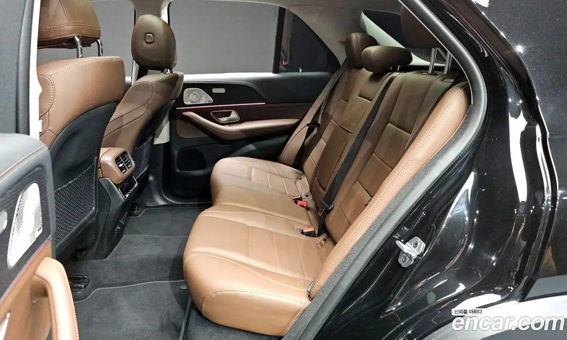 Mercedes-Benz GLE-Class 2024 2.0 автомат (гидро), фото 16