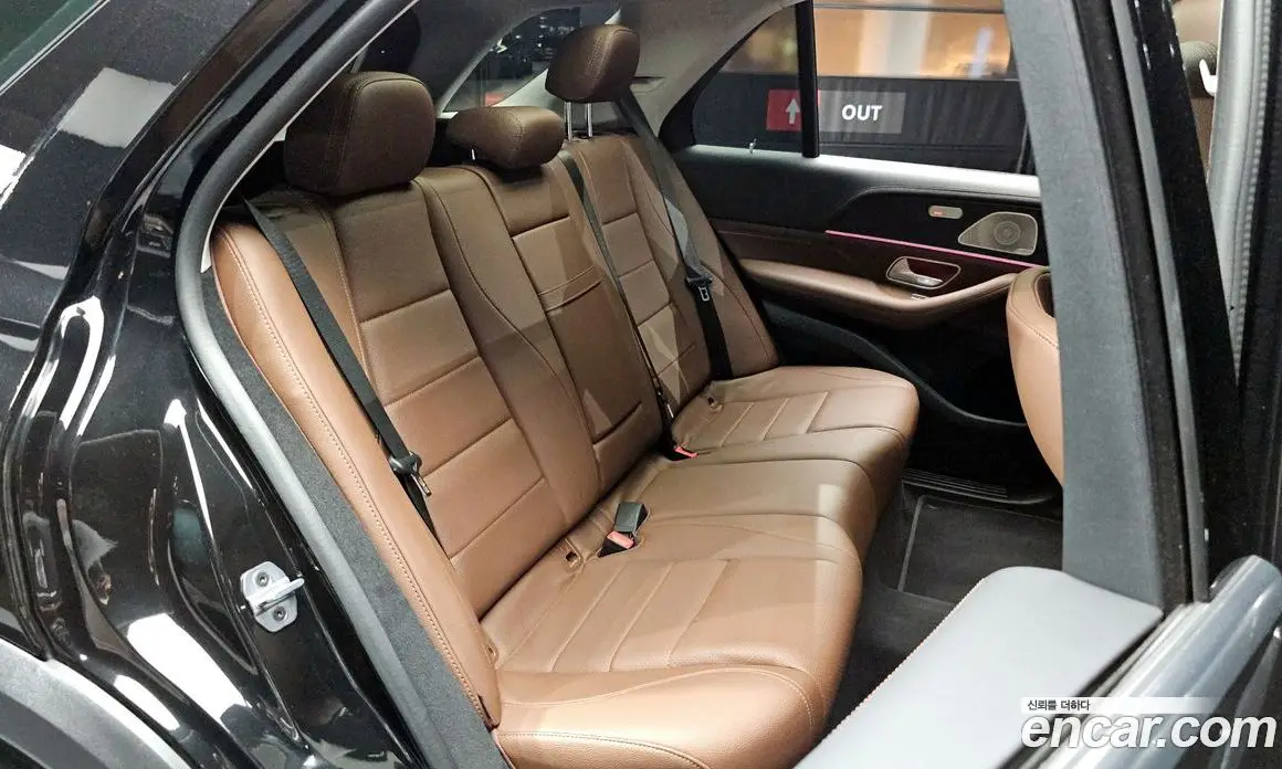 Mercedes-Benz GLE-Class 2024 2.0 автомат (гидро), фото 17