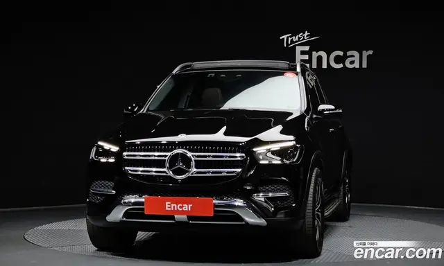 Mercedes-Benz GLE-Class 2024 2.0 автомат (гидро), миниатюра 3
