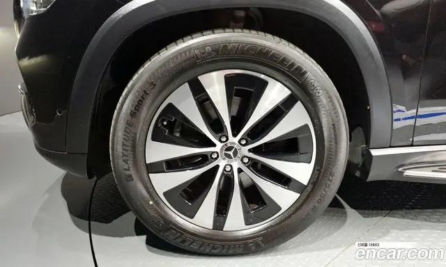 Mercedes-Benz GLE-Class 2024 2.0 автомат (гидро), миниатюра 5
