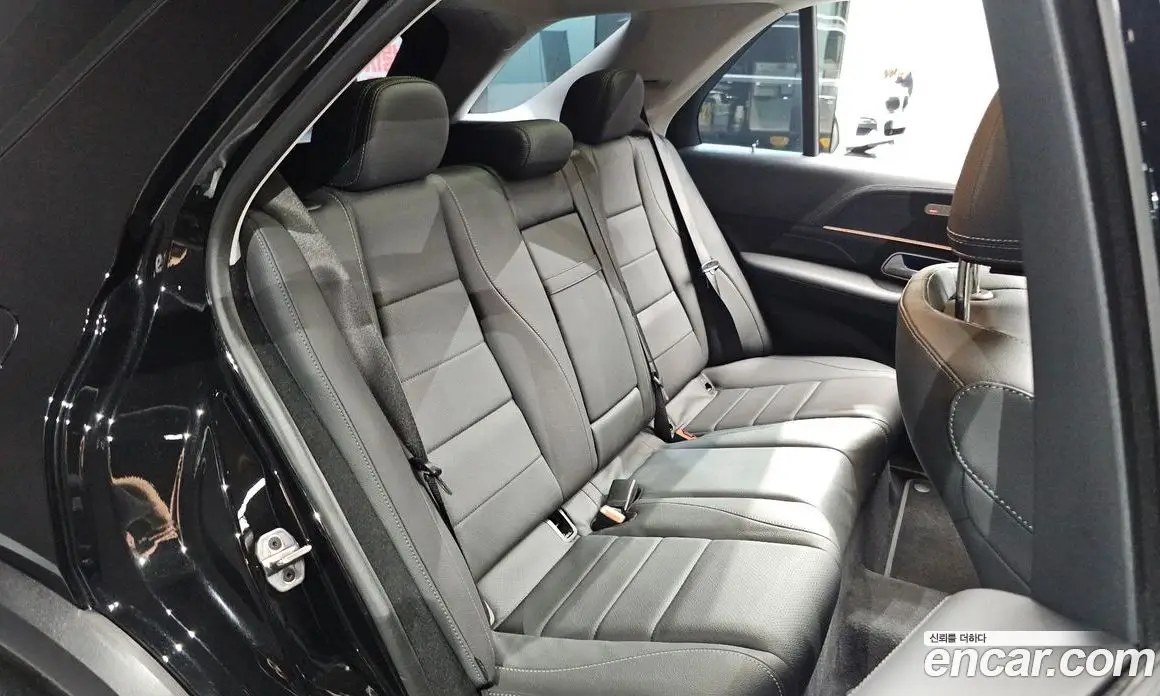 Mercedes-Benz GLE-Class 2025 2.0 автомат (гидро), фото 17