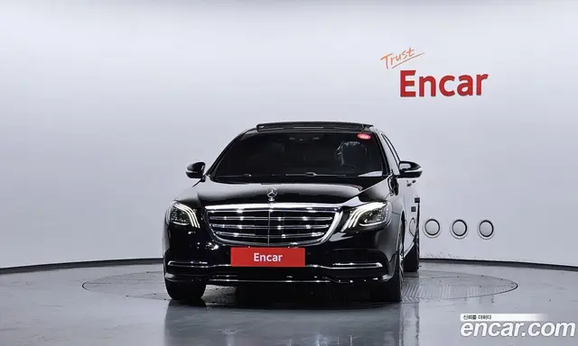Mercedes-Benz S-Class 2019 4.0 автомат (гидро), миниатюра 3