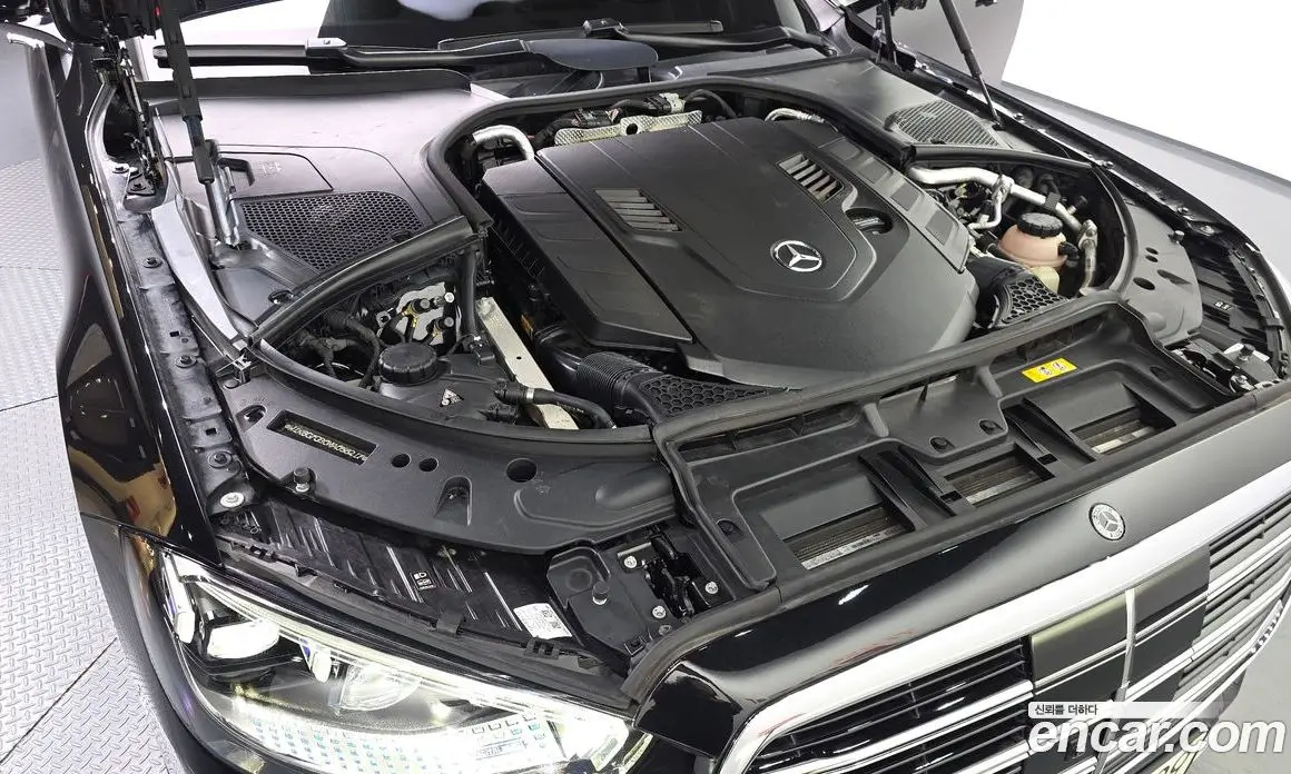 Mercedes-Benz S-Class 2021 4.0 автомат (гидро), фото 6