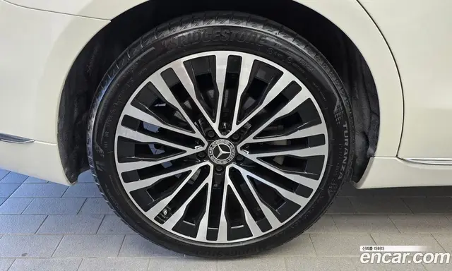 Mercedes-Benz S-Class 2023 3.0 автомат (гидро), миниатюра 5 Mercedes-Benz S-Class 2023 3.0 автомат (гидро), миниатюра 5