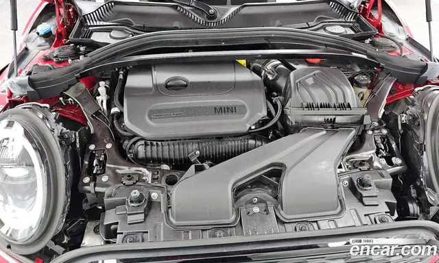 Mini Clubman 2023 2.0 автомат (гидро), миниатюра 6