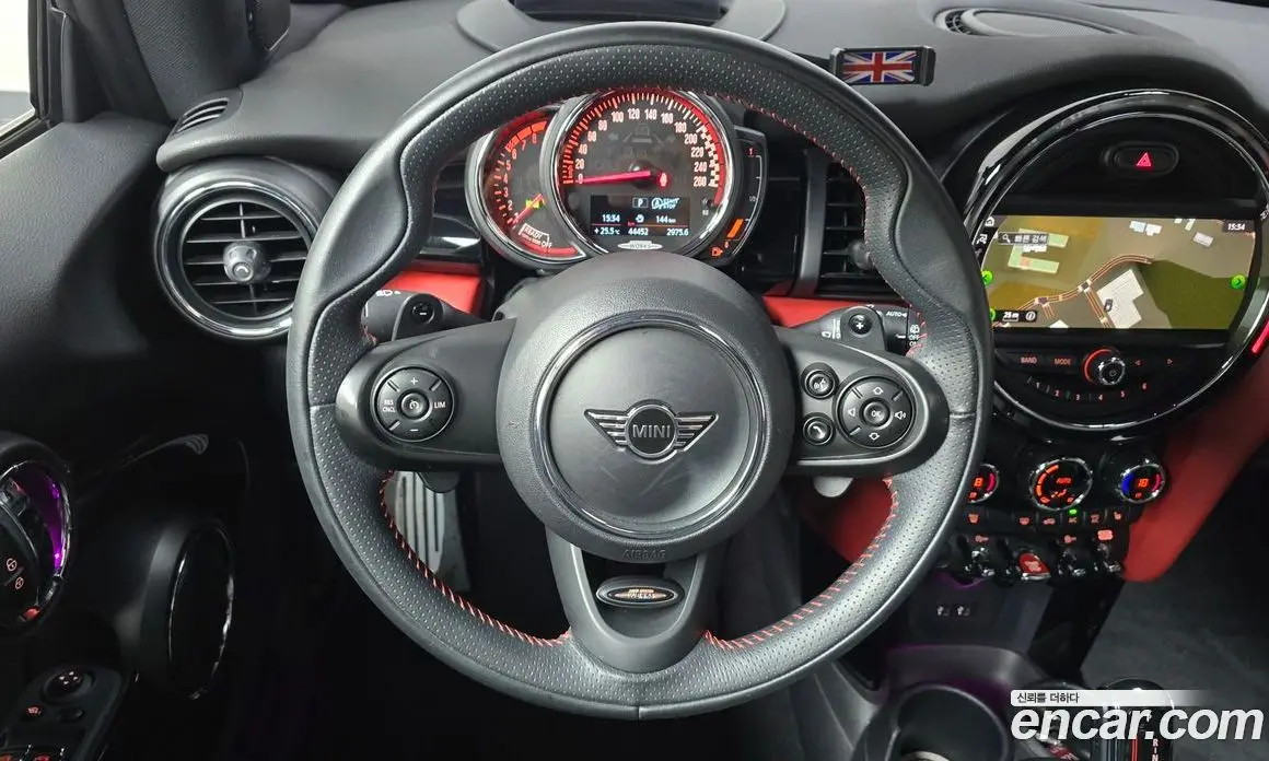 Mini Cooper 2020 2.0 автомат (гидро), фото 18 Mini Cooper 2020 2.0 автомат (гидро), фото 18