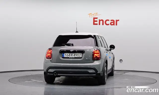 Mini Cooper 2022 1.5 автомат (гидро), миниатюра 4