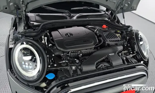 Mini Cooper 2022 1.5 автомат (гидро), миниатюра 6