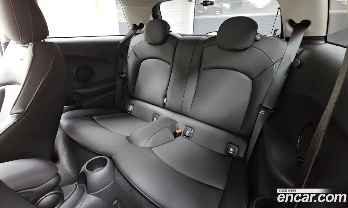 Mini Cooper 2022 1.5 автомат (гидро), фото 18