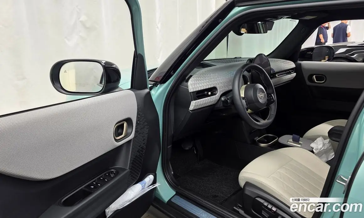 Mini Cooper 2025 2.0 автомат (гидро), фото 13