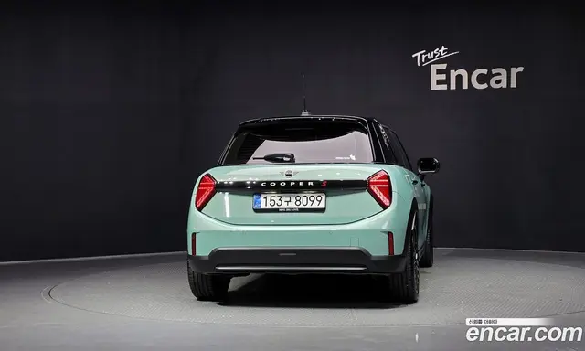 Mini Cooper 2025 2.0 автомат (гидро), миниатюра 4