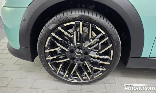 Mini Cooper 2025 2.0 автомат (гидро), миниатюра 5