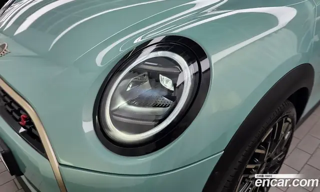 Mini Cooper 2025 2.0 автомат (гидро), миниатюра 8