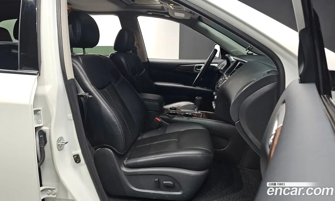 Nissan Pathfinder 2018 3.5 автомат (гидро), фото 13