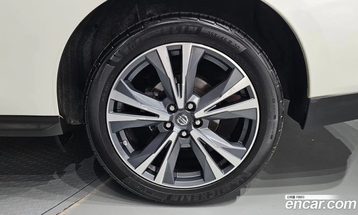 Nissan Pathfinder 2018 3.5 автомат (гидро), фото 7
