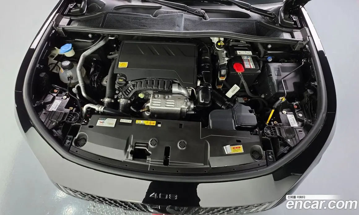 Peugeot 408 2025 1.2 автомат (гидро), фото 6 Peugeot 408 2025 1.2 автомат (гидро), фото 6