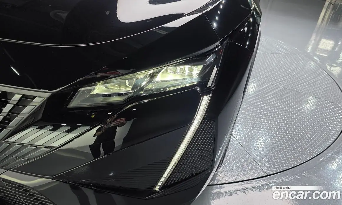 Peugeot 408 2025 1.2 автомат (гидро), фото 8 Peugeot 408 2025 1.2 автомат (гидро), фото 8