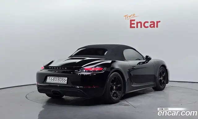 Porsche 718, 2020, 74 374 км
