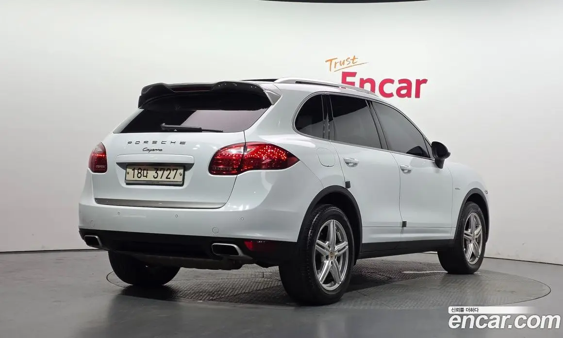 Porsche Cayenne 2014 3.0 автомат (гидро), фото 2 Porsche Cayenne 2014 3.0 автомат (гидро), фото 2
