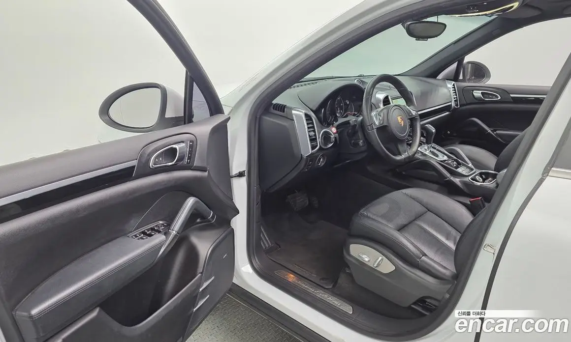 Porsche Cayenne 2014 3.0 автомат (гидро), фото 13 Porsche Cayenne 2014 3.0 автомат (гидро), фото 13