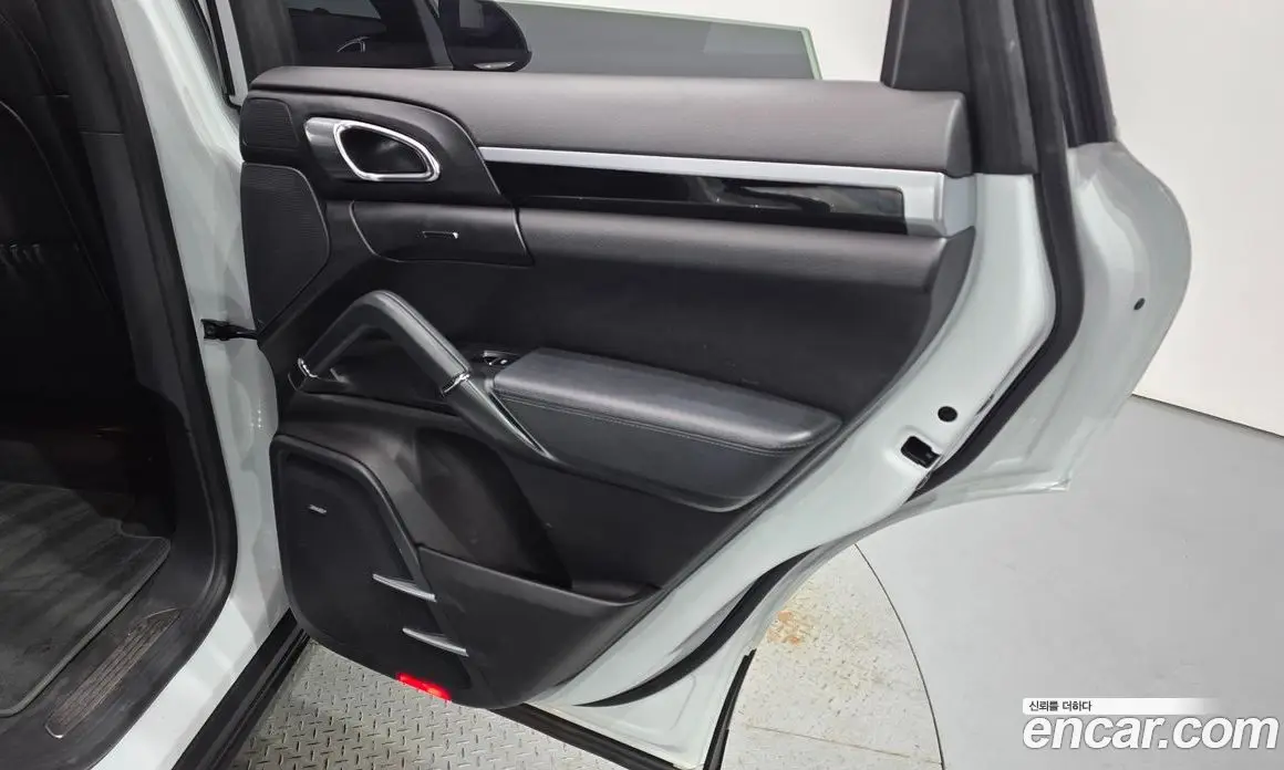 Porsche Cayenne 2014 3.0 автомат (гидро), фото 15 Porsche Cayenne 2014 3.0 автомат (гидро), фото 15