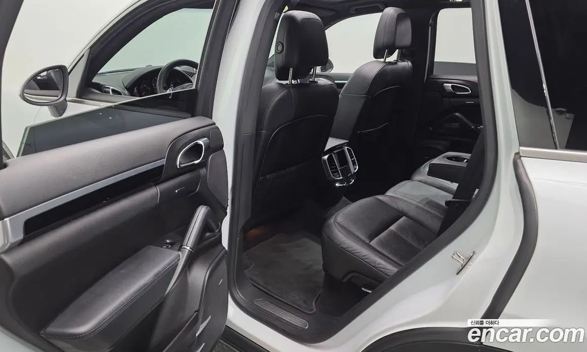 Porsche Cayenne 2014 3.0 автомат (гидро), фото 17 Porsche Cayenne 2014 3.0 автомат (гидро), фото 17