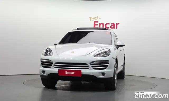 Porsche Cayenne 2014 3.0 автомат (гидро), миниатюра 3 Porsche Cayenne 2014 3.0 автомат (гидро), миниатюра 3