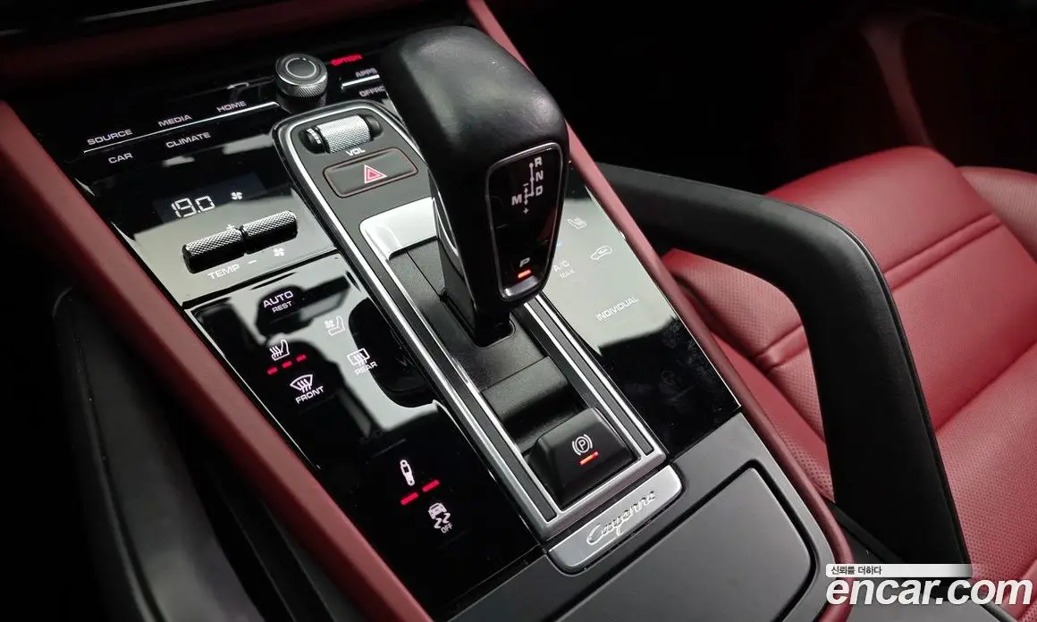Porsche Cayenne 2022 3.0 автомат (гидро), фото 12