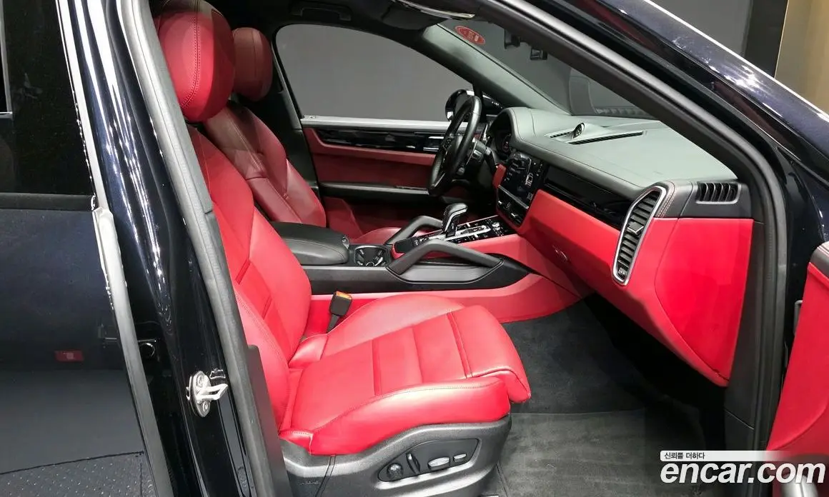 Porsche Cayenne 2022 3.0 автомат (гидро), фото 17