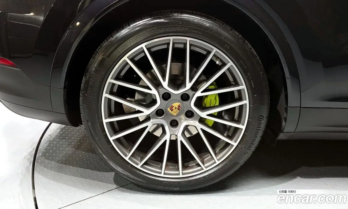 Porsche Cayenne 2022 3.0 автомат (гидро), фото 5