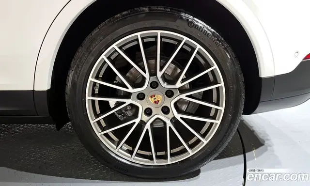 Porsche Cayenne 2022 3.0 автомат (гидро), миниатюра 6 Porsche Cayenne 2022 3.0 автомат (гидро), миниатюра 6