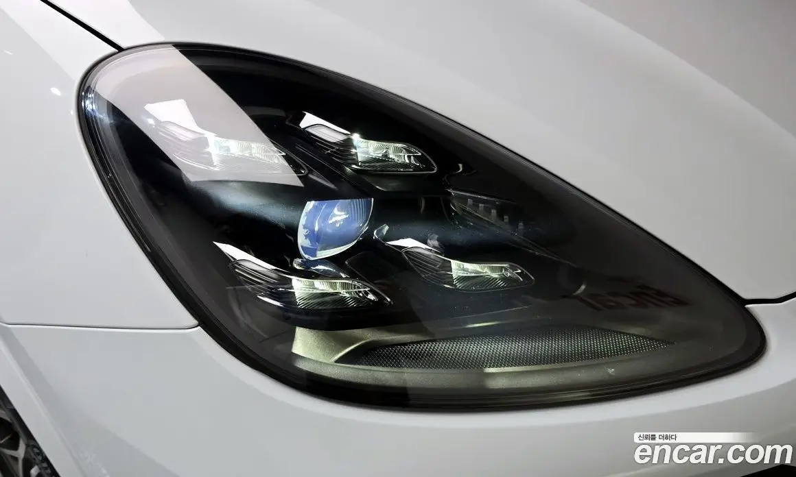 Porsche Cayenne 2022 3.0 автомат (гидро), фото 7 Porsche Cayenne 2022 3.0 автомат (гидро), фото 7