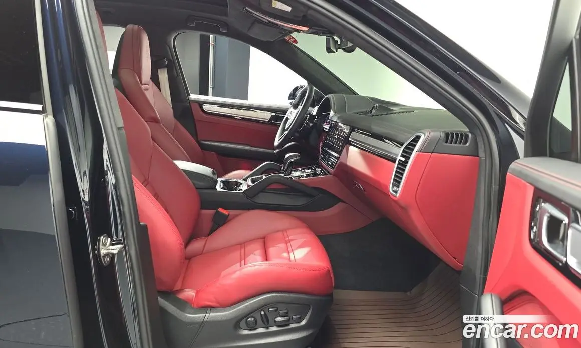 Porsche Cayenne 2023 3.0 автомат (гидро), фото 16 Porsche Cayenne 2023 3.0 автомат (гидро), фото 16