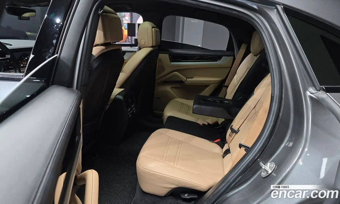 Porsche Cayenne 2024 3.0 автомат (гидро), фото 18