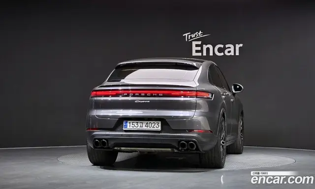Porsche Cayenne 2024 3.0 автомат (гидро), миниатюра 4